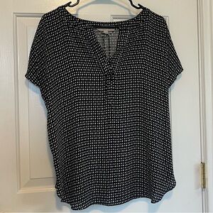 LOFT Black and White Patterned Blouse